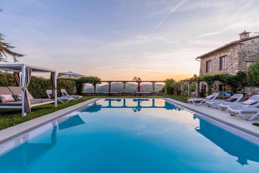 Villa Borbone in Pieve S. Stefano, Lucca – Lucca
